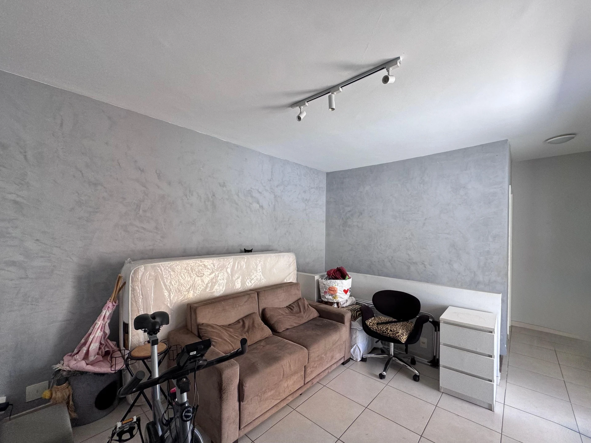 Apartamento mobiliado com 3 quartos e varanda e churrasqueira — photo 33