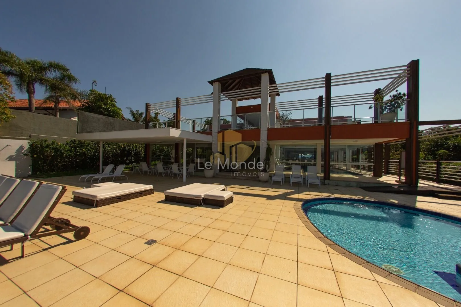 Apartamento amueblado con 4 dormitorios y 382 m² — photo 105