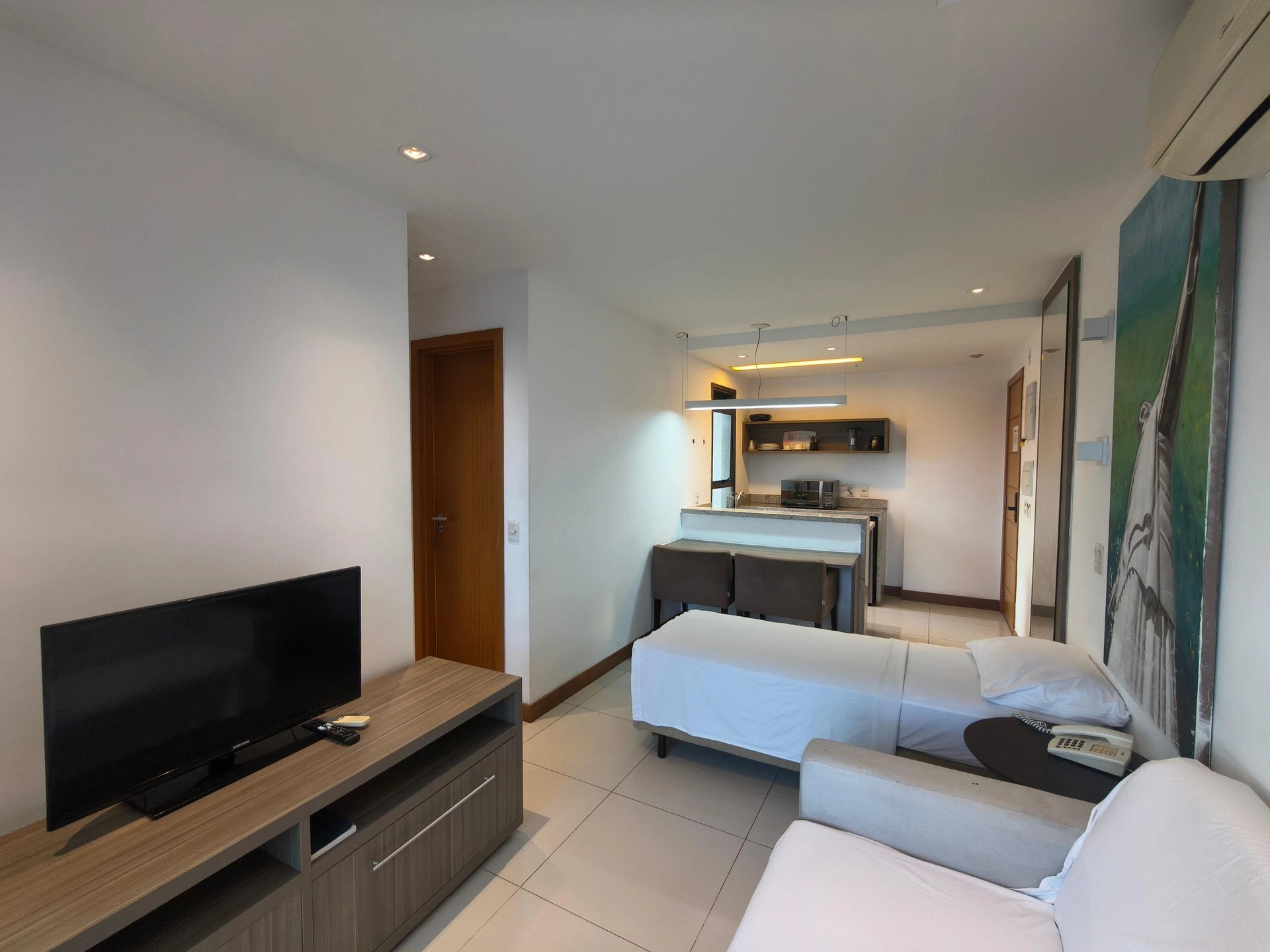Furnished 1-bedroom apartment with a balcony and pool — photo 13