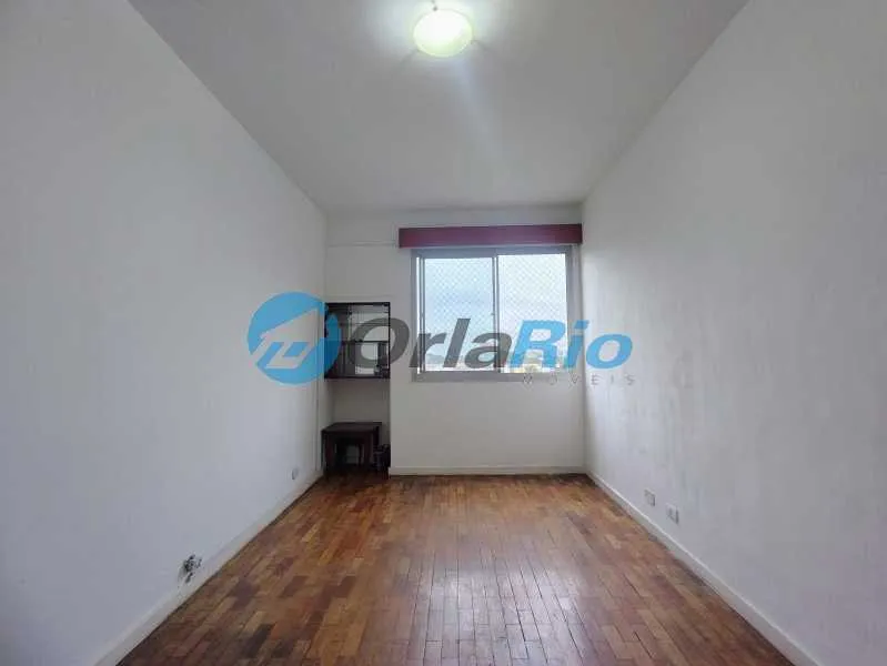 Apartment on the 7th floor with a washing machine — photo 7