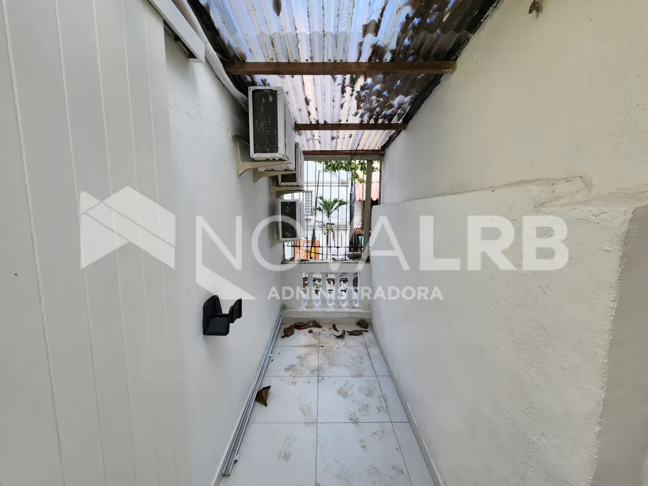 3-bedroom apartment with 90 m² and closed kitchen — photo 26