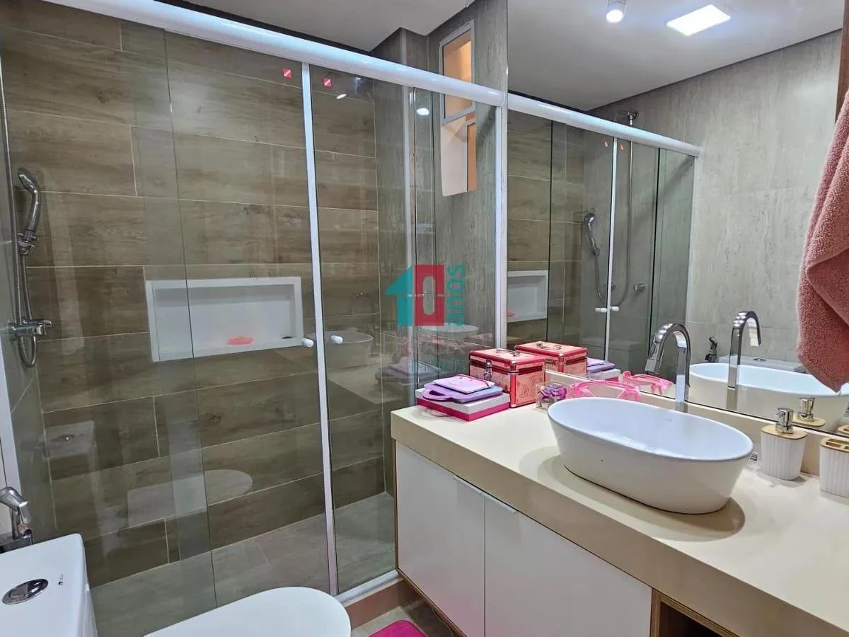 Apartamento mobiliado, 147 m², com janelas do piso ao teto — photo 23