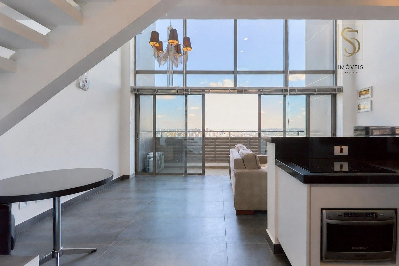 Floor-to-ceiling windows in a one-bedroom apartment, 140 m² — photo 17