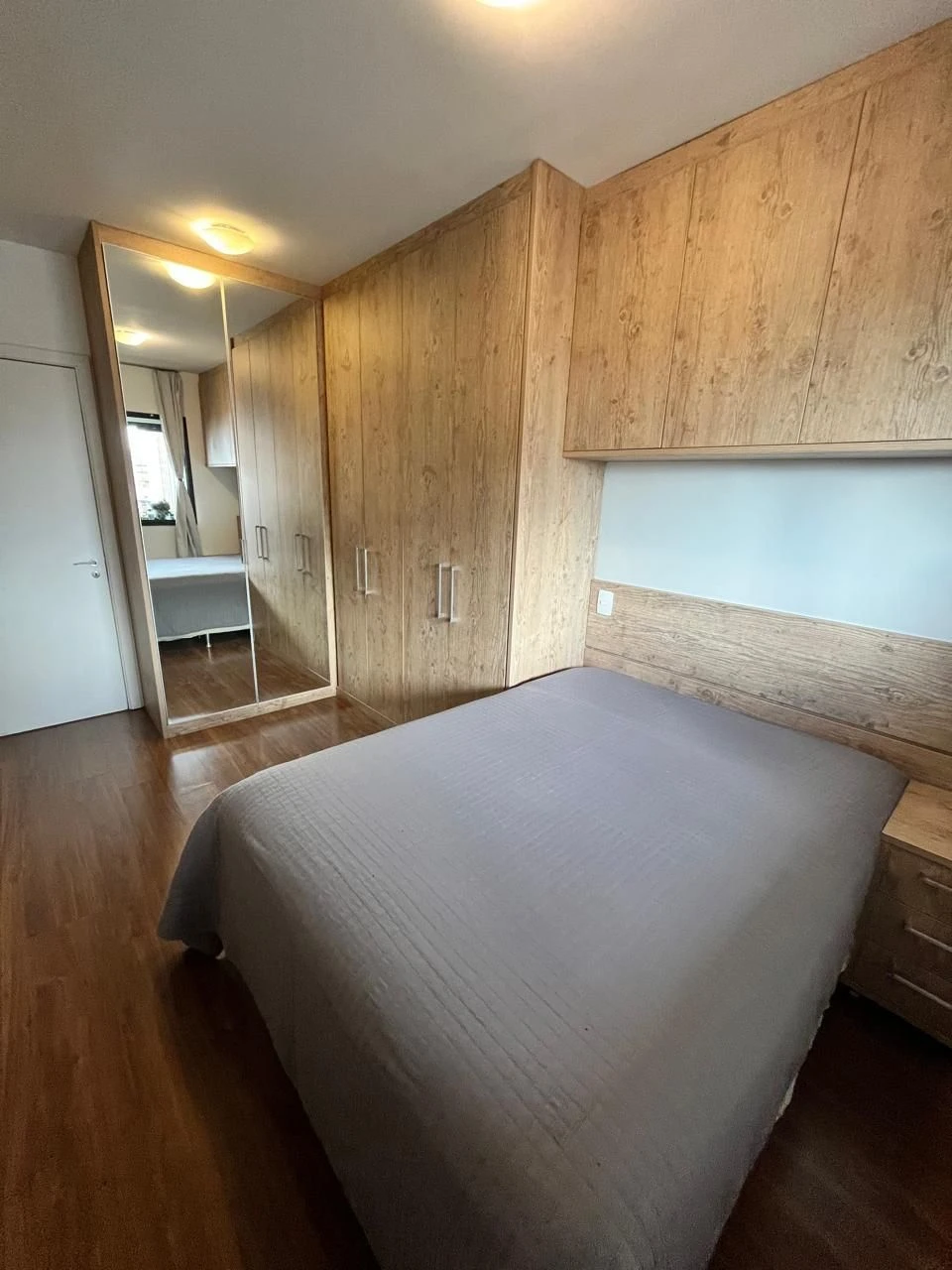 Furnished apartment, 48 m², with a glass-enclosed balcony — photo 33