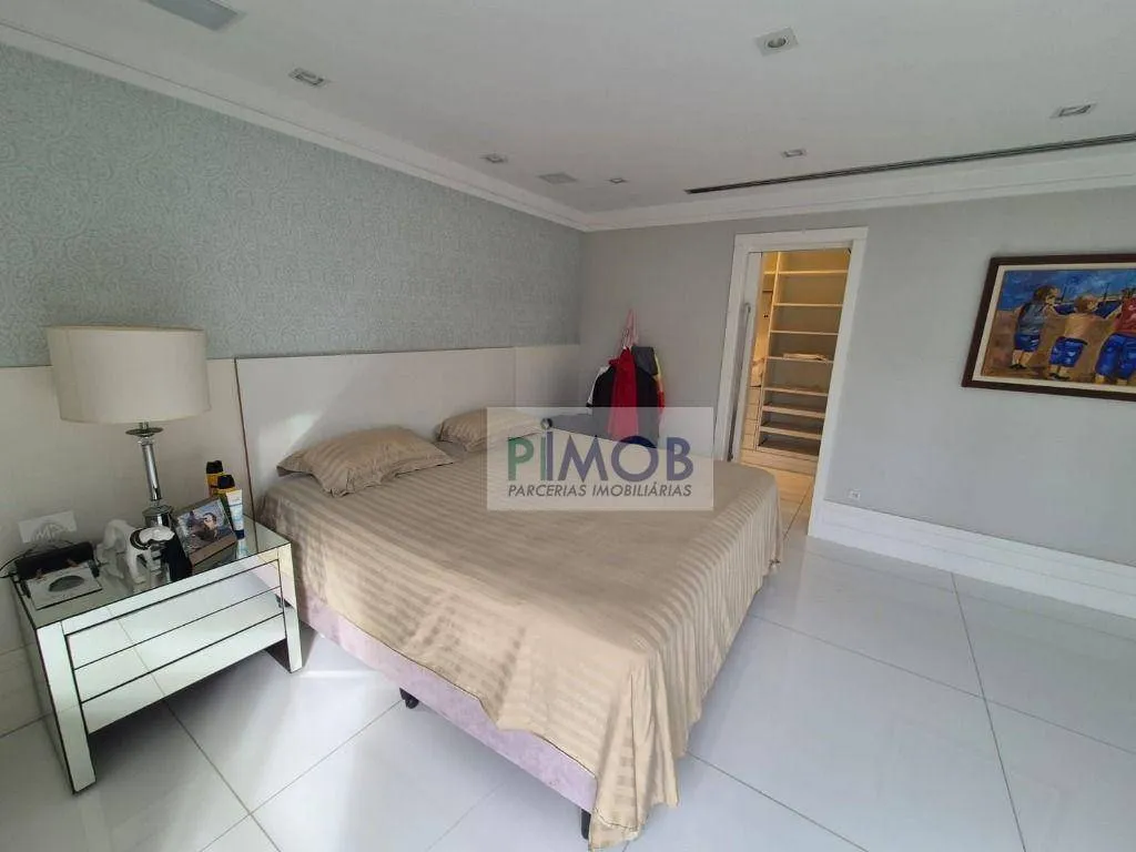 Furnished duplex penthouse with 3 bedrooms and 256 m² — photo 18