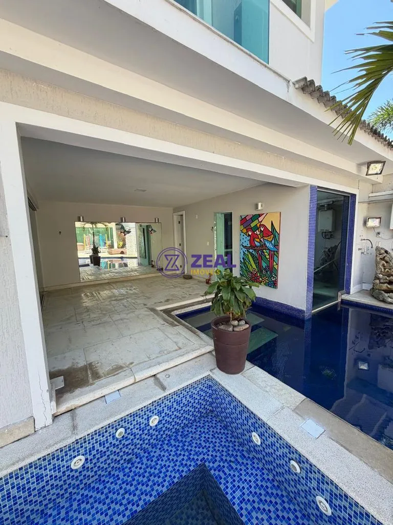 House with enclosed balcony and built-in grill — photo 33