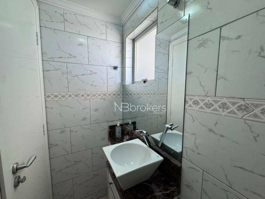 Furnished house, 180 m², with a bathtub — photo 42