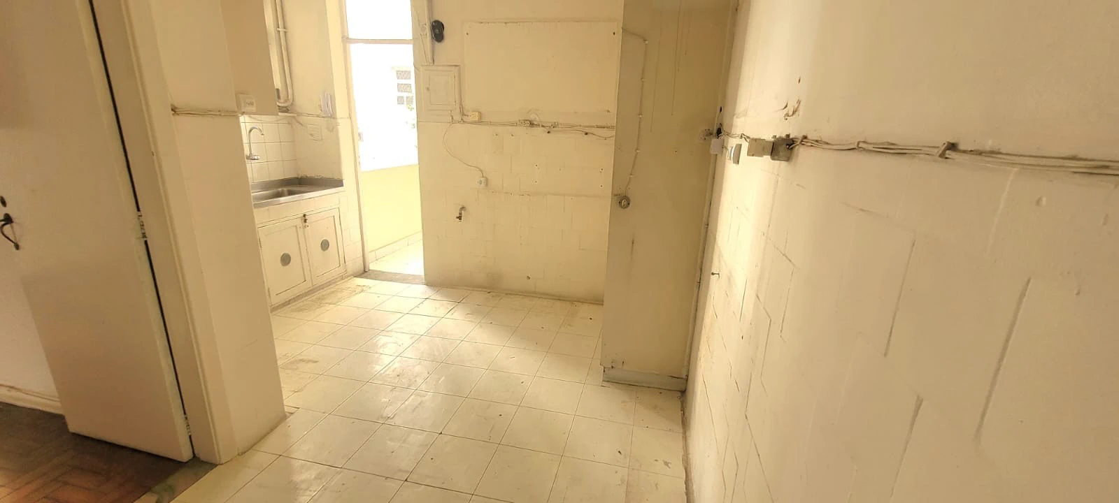 3-bedroom 150 m² apartment with 1 parking space and elevator — photo 8