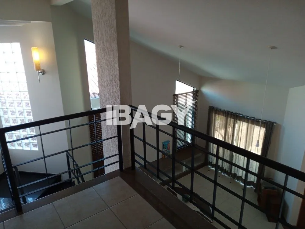 3-bedroom house with 1 suite and a separate kitchen — photo 21