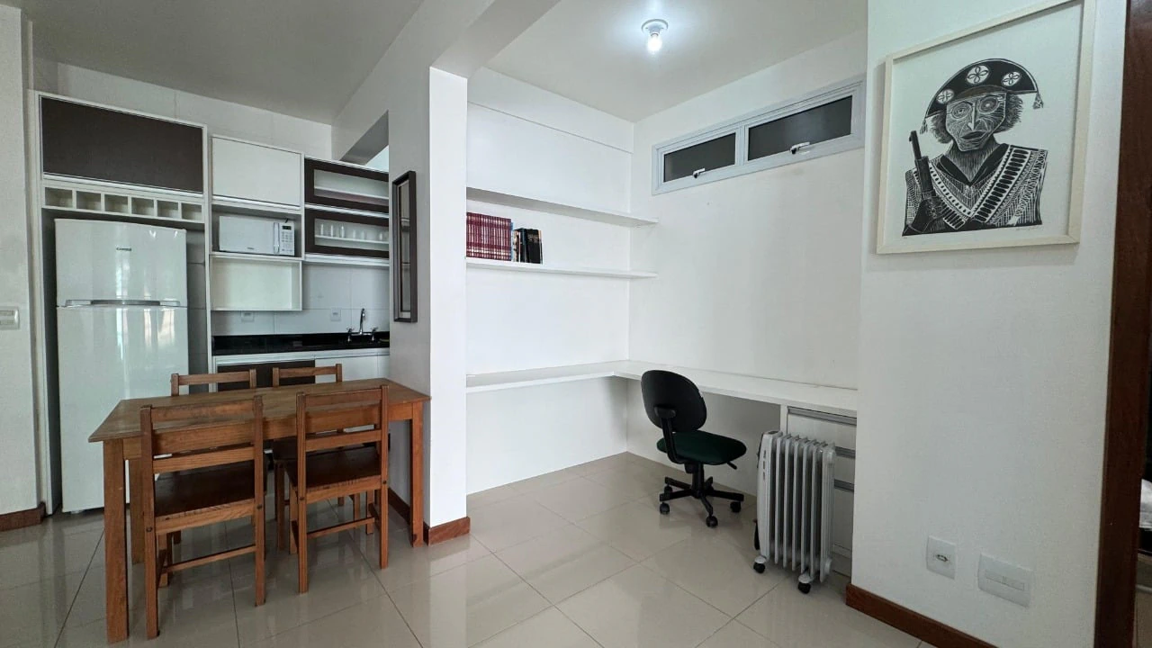 1-bedroom apartment with 69 m² and an open-plan kitchen — photo 7