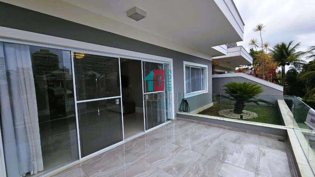 4-bedroom apartment with private garden and 364 m² — photo 26