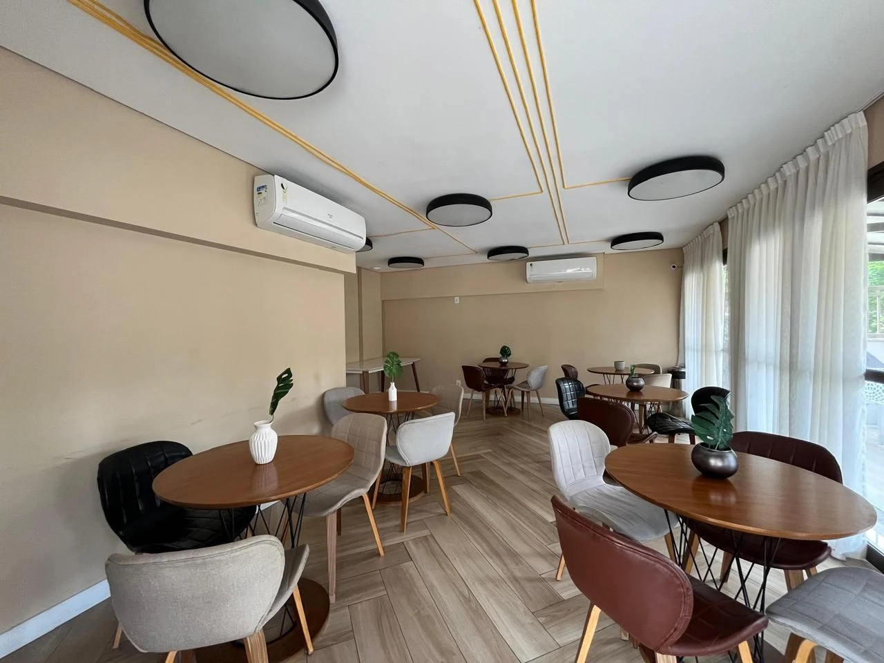 2-bedroom apartment in a building with a sauna — photo 15