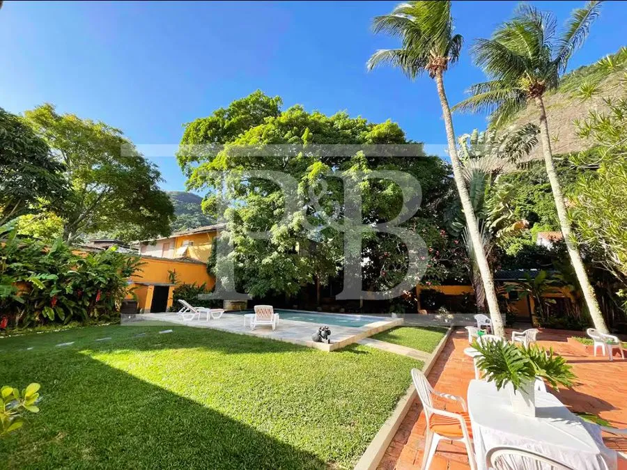 House with 4 bedrooms and 2 bathrooms, 440 m² and 2 parking — photo 16