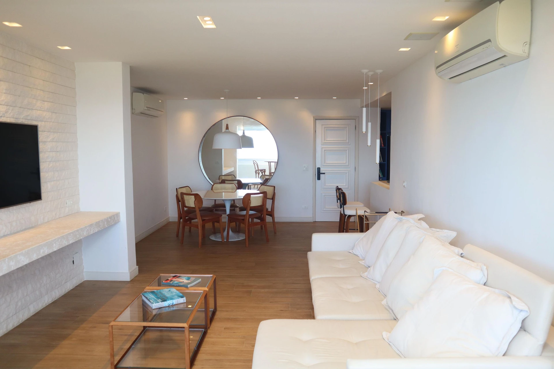 Apartamento mobiliado com 3 quartos e varanda — photo 26