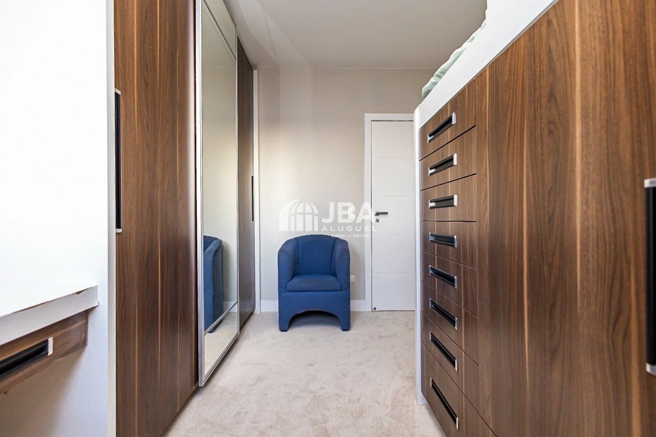 Квартира 226 м² з 3 спальнями та кухнею відкритого плану — photo 25