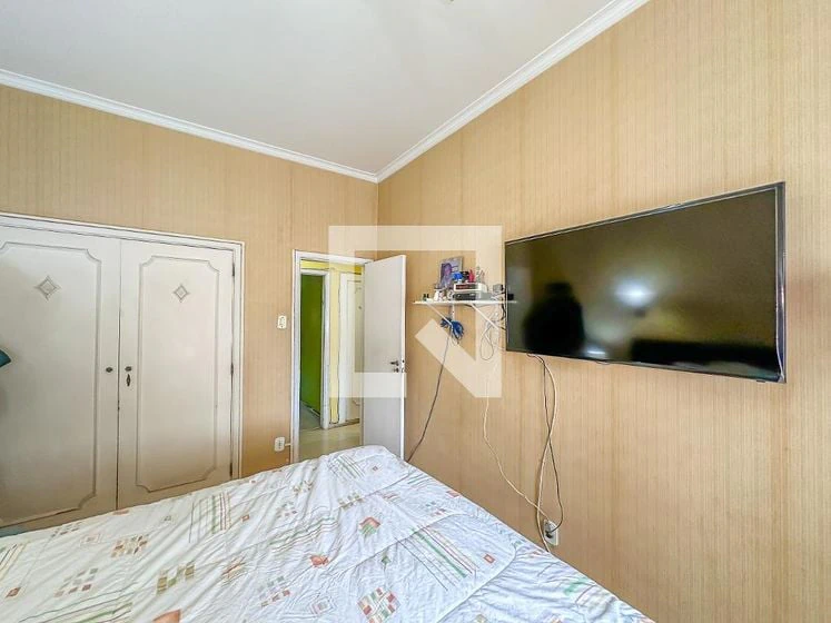 Apartment, 206 m², with a glass-enclosed balcony — photo 17