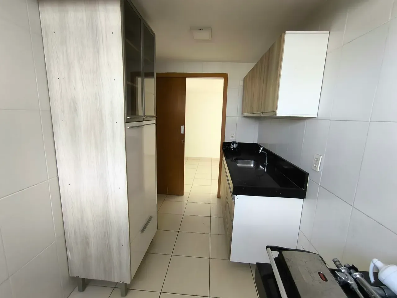 3-bedroom apartment with a washing machine — photo 2