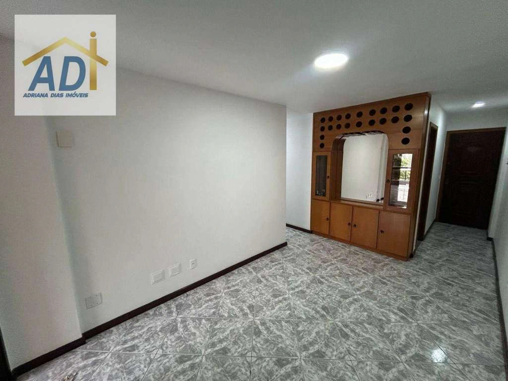 Apartamento de 3 quartos com varanda e 105 m² — photo 2