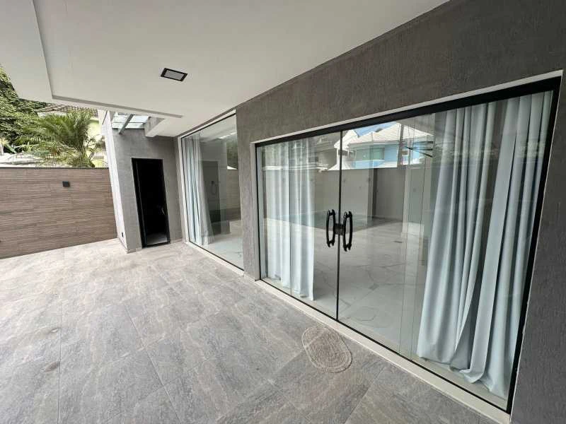 Casa com 4 suítes e 292 m², com 3 vagas e churrasqueira — photo 5