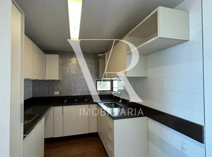 Квартира 70 м² з 2 спальнями та кухнею відкритого планування — photo 4