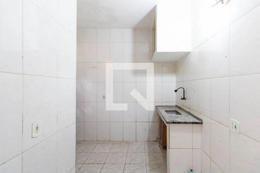 Rental house with 3 bedrooms and 300 m² of space — photo 32