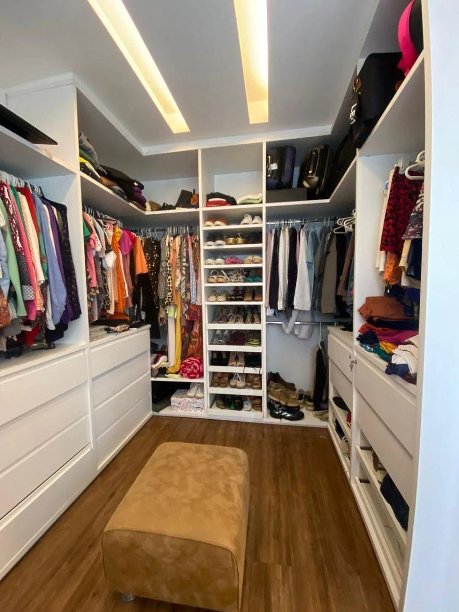 Apartamento mobiliado com 4 quartos e varanda envidraçada — photo 7