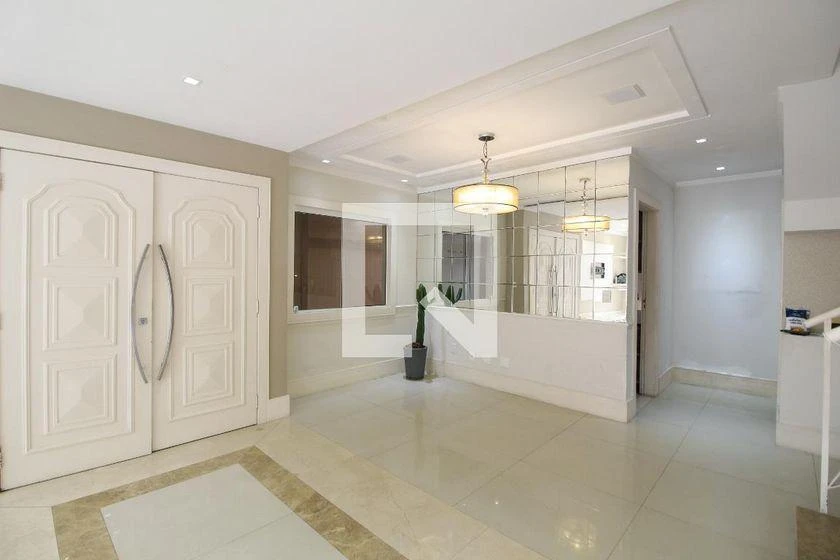 House, 475 m², with floor-to-ceiling windows — photo 44