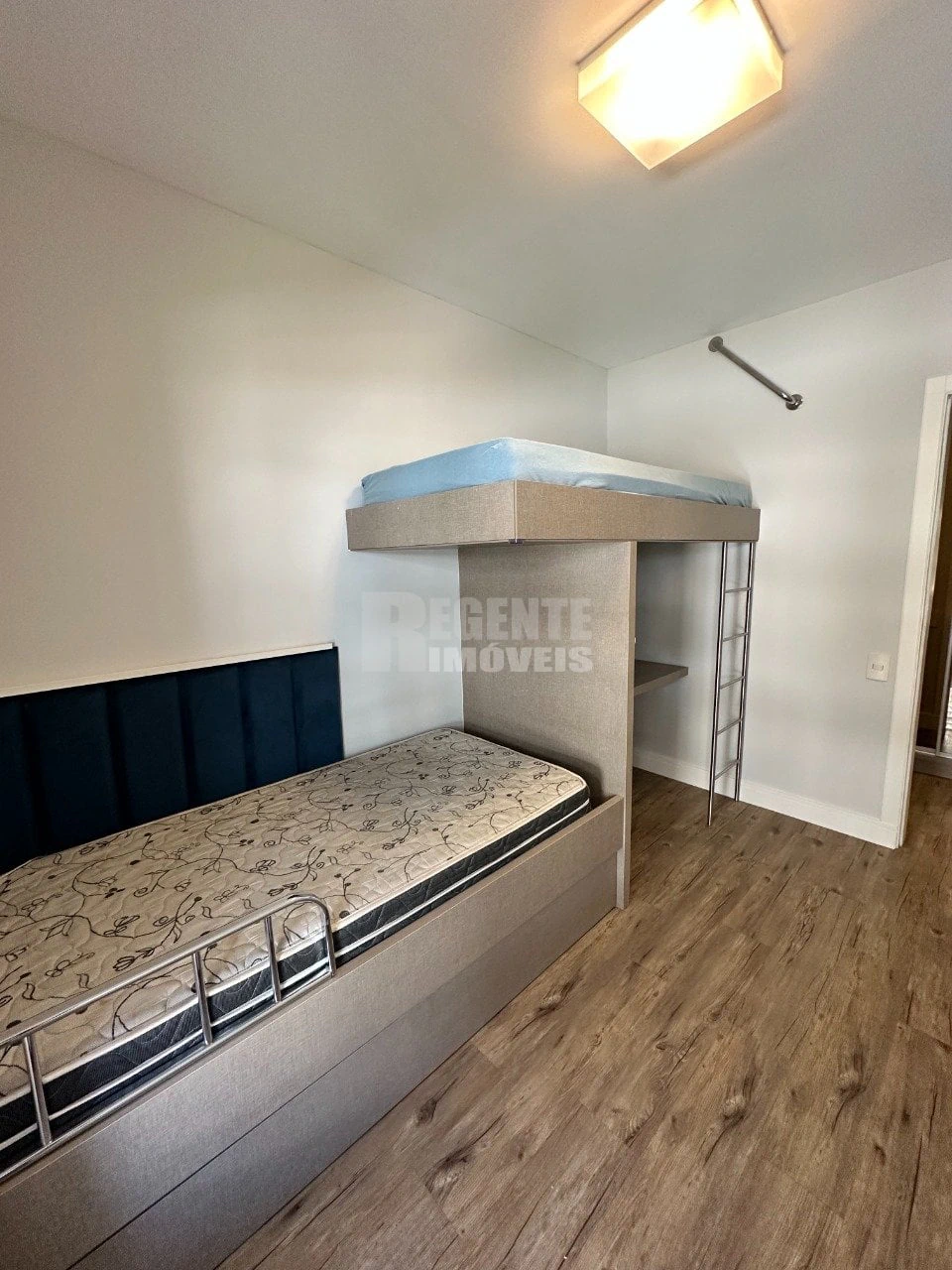 Furnished apartment, 87 m², with a grill on the balcony — photo 6