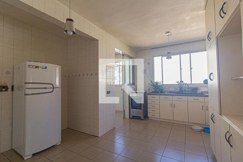 Apartment with balcony, 3 bedrooms and 2 en-suites — photo 2