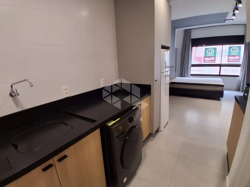 1 quarto e janelas do piso ao teto: apartamento de 45 m² — photo 4