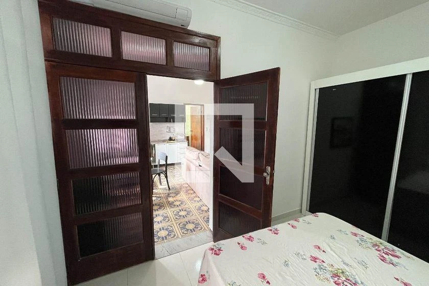 Furnished 1-bedroom apartment with 45 m² and 1 bathroom — photo 9
