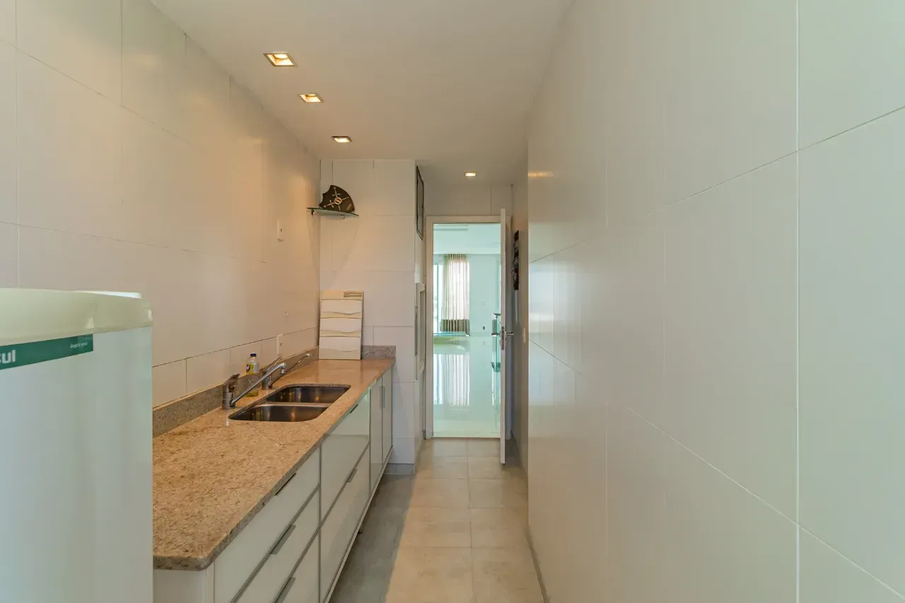 575 m² apartment with 4 en-suite bedrooms and 4 parking — photo 96