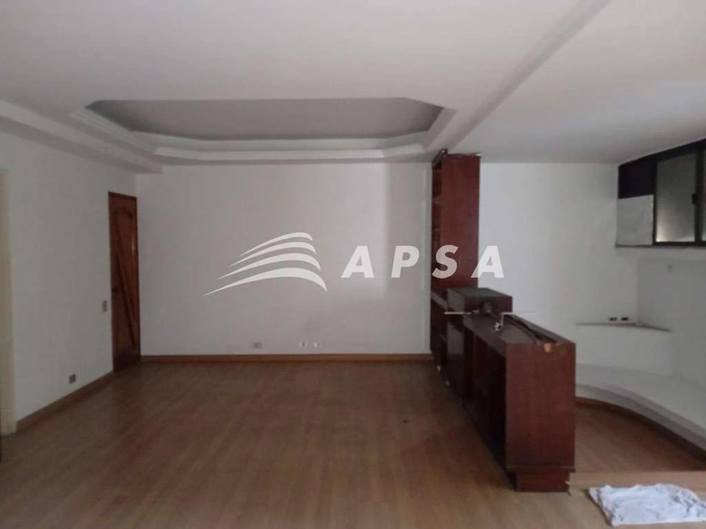 150 m² apartment with a separate closed kitchen — photo 22