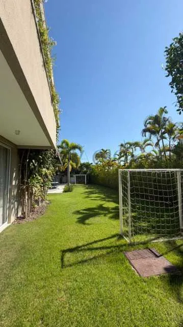 Furnished house with 5 bedrooms and 4 bathrooms, 900 m² — photo 18