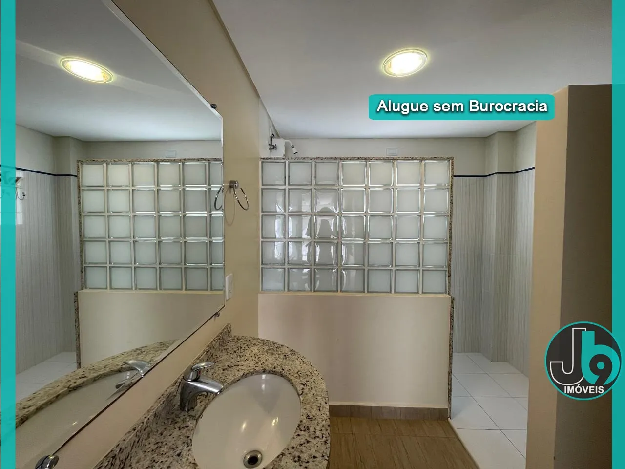 House with 4 en-suites and 431 m², plus 6 parking — photo 24