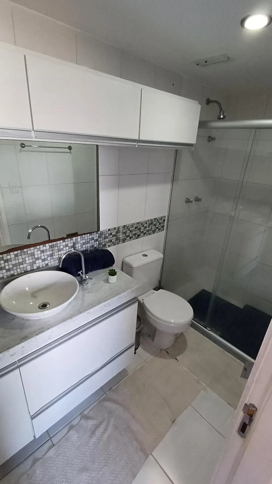 Furnished 3-bedroom apartment with a closed gas kitchen — photo 21
