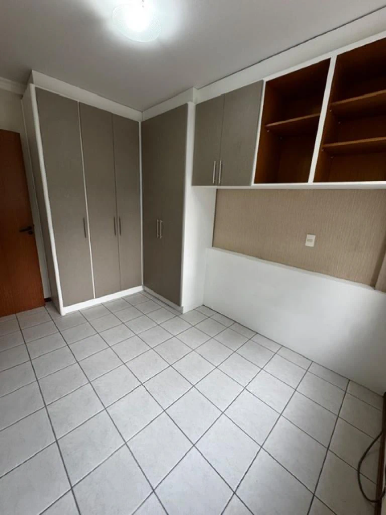 95 m² apartment with 2 bedrooms and a suite — photo 16