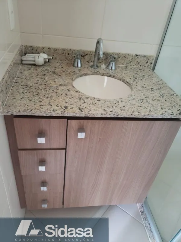 Unfurnished 3-bedroom apartment with a closed kitchen — photo 21