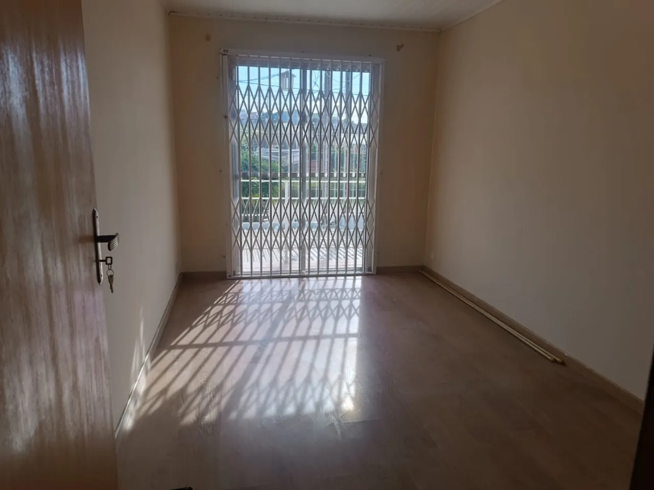 3-bedroom apartment with a separate closed kitchen — photo 7
