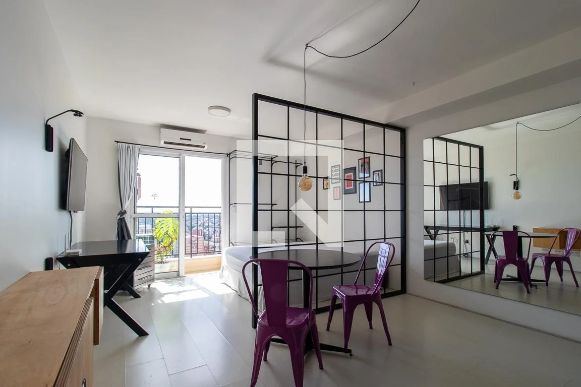 Furnished studio in a building with a sauna