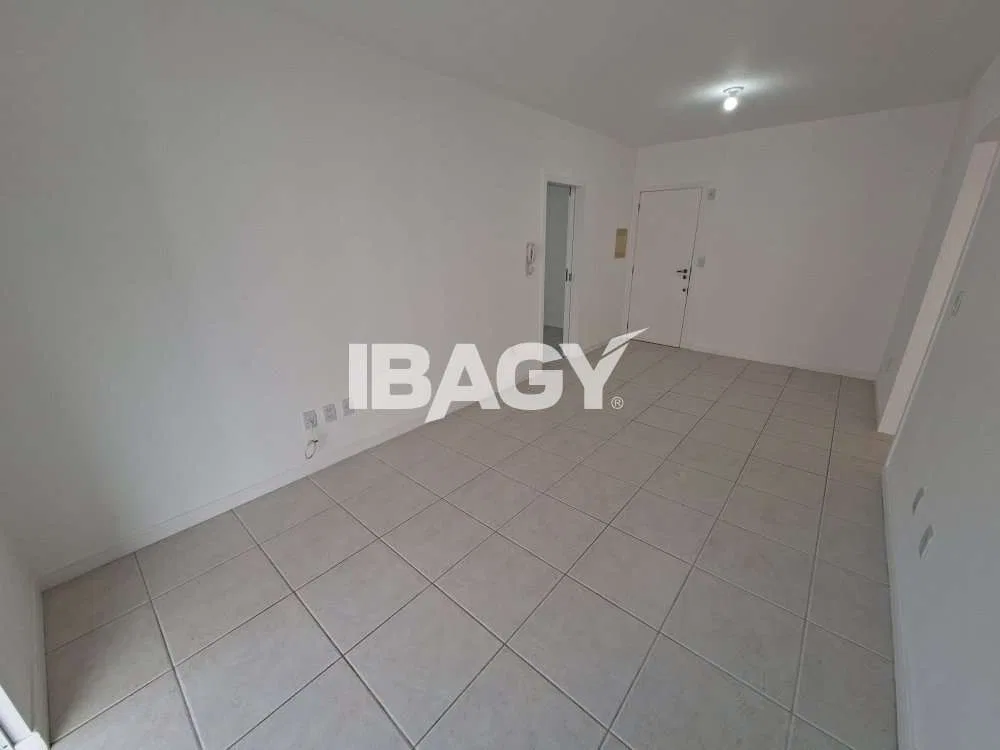 90 m² apartment with 2 bedrooms and 1 parking space — photo 8