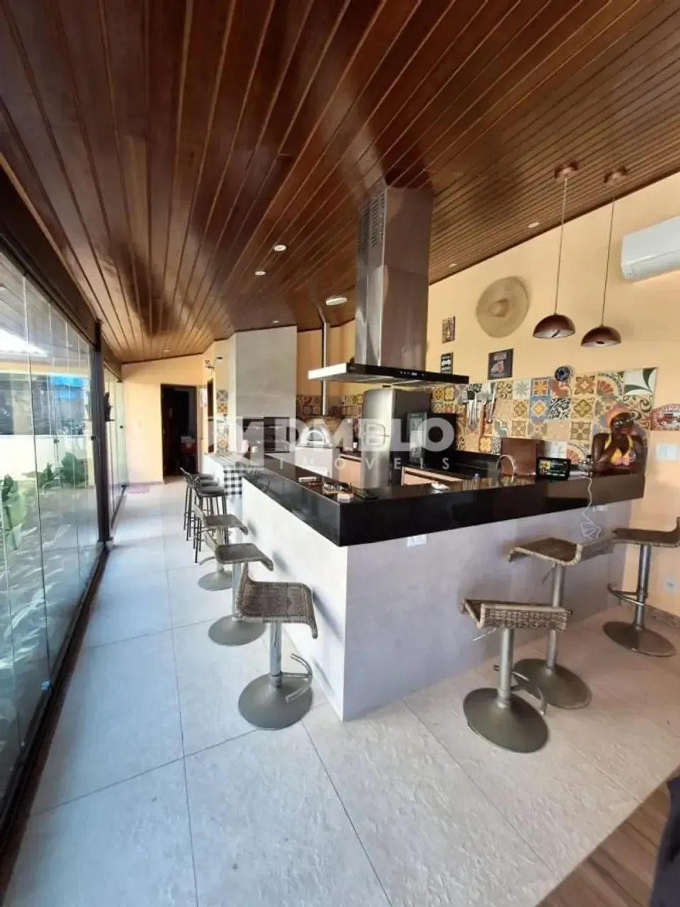 Furnished house with 4 bedrooms and open-plan kitchen — photo 3