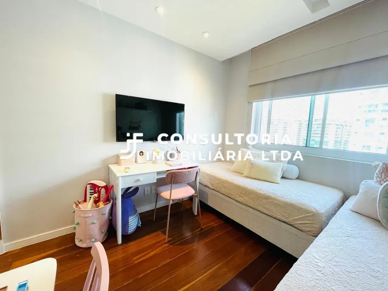 Apartamento mobiliado 160 m² com 3 quartos e 5 banheiros — photo 11