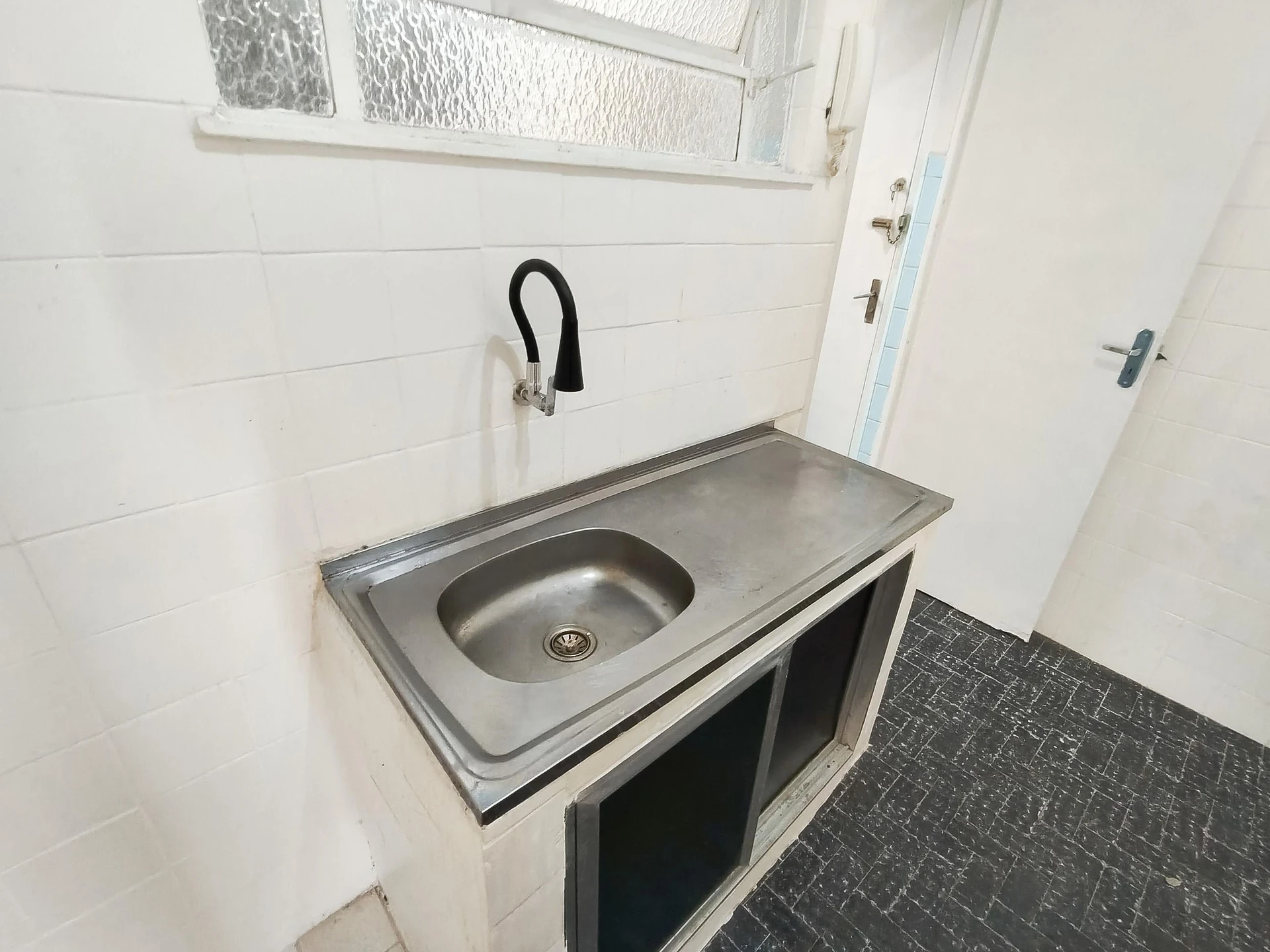 Квартира з 2 спальнями та 2 ванними кімнатами — photo 24