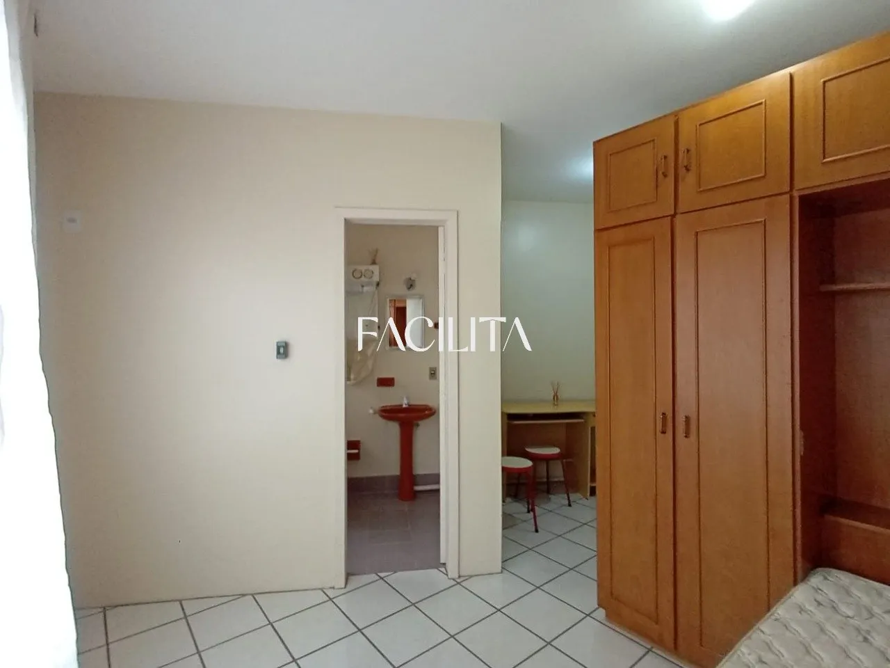 Apartamento amueblado de 45 m² con 1 dormitorio en el 4.º piso — photo 4