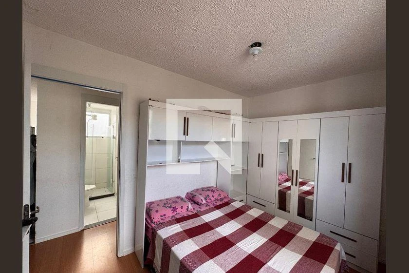 Furnished 2-bedroom apartment with an open-plan kitchen — photo 6