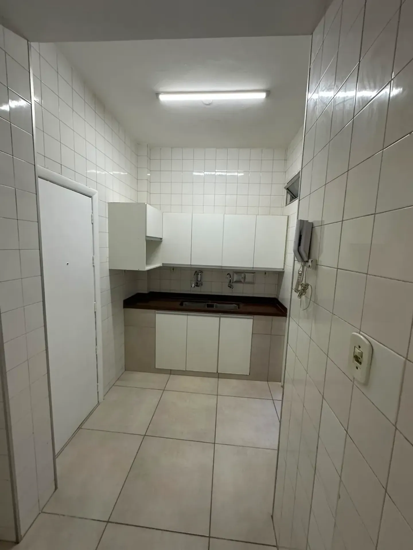 Apartment with 2 bedrooms, 2 bathrooms and balcony — photo 31