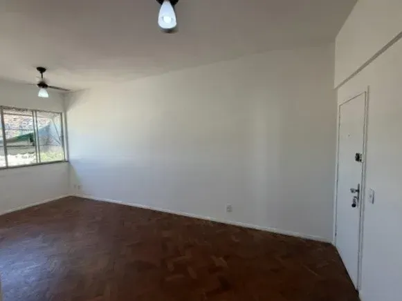 Rental apartment with 2 bedrooms and 70 m² — photo 3