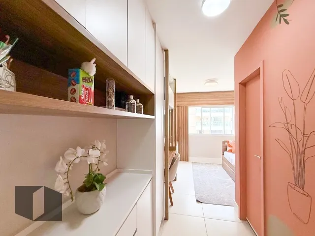 Unfurnished apartment with 4 bedrooms and open-plan kitchen — photo 19