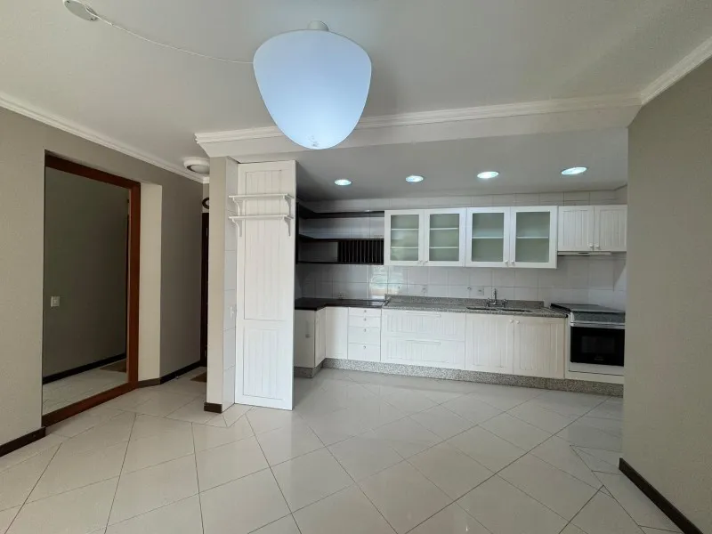 Furnished apartment, 124 m², with floor-to-ceiling windows — photo 25